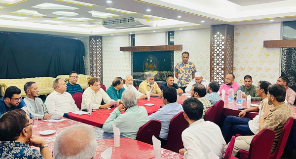 বিএনপি-জামায়াত-এনসিপির নেতৃবৃন্দের সাথে সিলেটের সর্বস্থরের ব্যবসায়ীদের মতবিনিময়