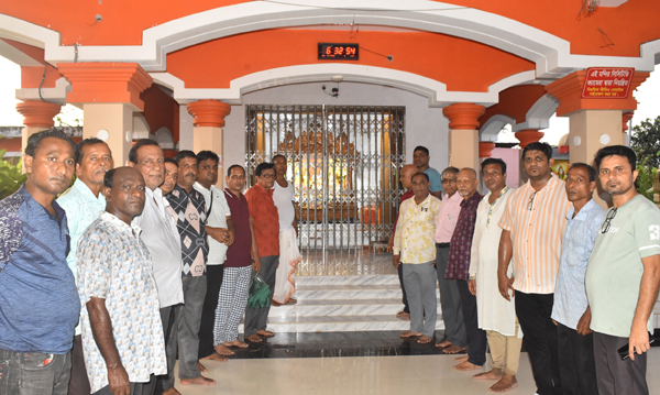 শ্রী শ্রী গোপালটিলা আখড়ার দেবোত্তর সম্পত্তি পরিদর্শনে ঐক্য পরিষদ ও পূজা পরিষদের নেতৃবৃন্দ