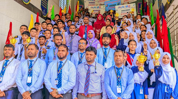 স্কলার্সহোম কলেজে বিজ্ঞানমেলা, অলিম্পিয়াড ও কম্পিউটার প্রোগ্রামিং প্রতিযোগিতার পুরস্কার বিতরণ